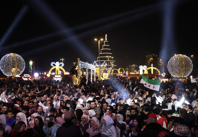 Praznovanje v Damasku FOTO: Anwar Amro AFP

 