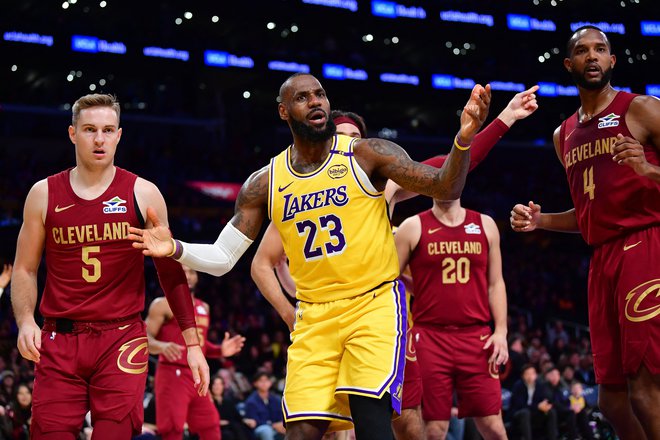 Košarkarji Clevelanda so z manjšo zamudo pokvarili rojstni dan LeBronu Jamesu. FOTO: Gary A. Vasquez/Usa Today Sports