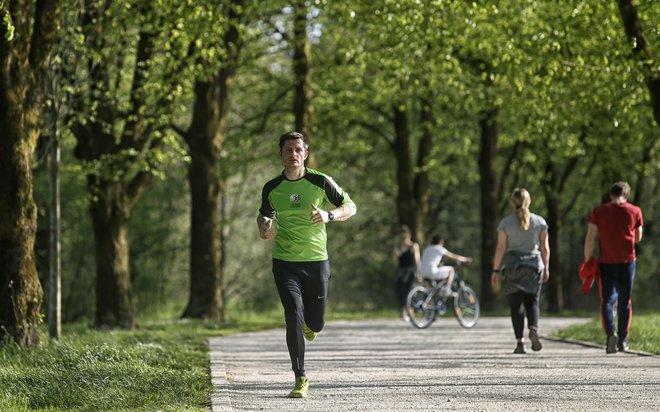 Največ novoletnih zaobljub je še vedno povezanih z bolj zdravim življenjskim slogom. FOTO: Blaz Samec/Delo