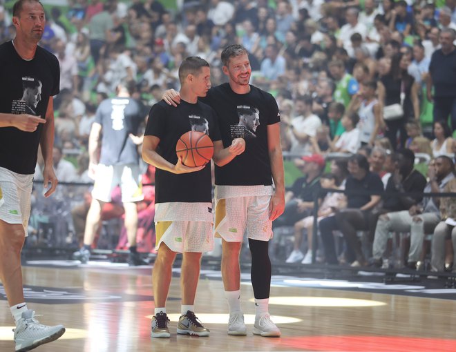 Goran Dragić med lansko dobrodelno tekmo v Stožicah. FOTO: Jože Suhadolnik