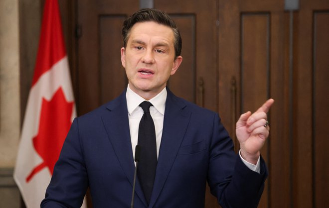 Trudeau močno zaostaja za svojim največjim tekmecem Pierrom Poilievrom. FOTO: Patrick Doyle/Reuters