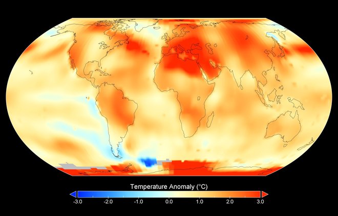 Slika prikazuje temperature lani poleti: večinoma je bilo povsod topleje v primerjavi s povprečjem med letoma 1951 in 1980. FOTO: Nasa/NOAA

 