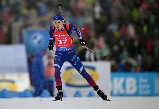 Biatlonsko presenečenje dneva je pripravila Paula Botet. FOTO: Tobias Schwarz/AFP