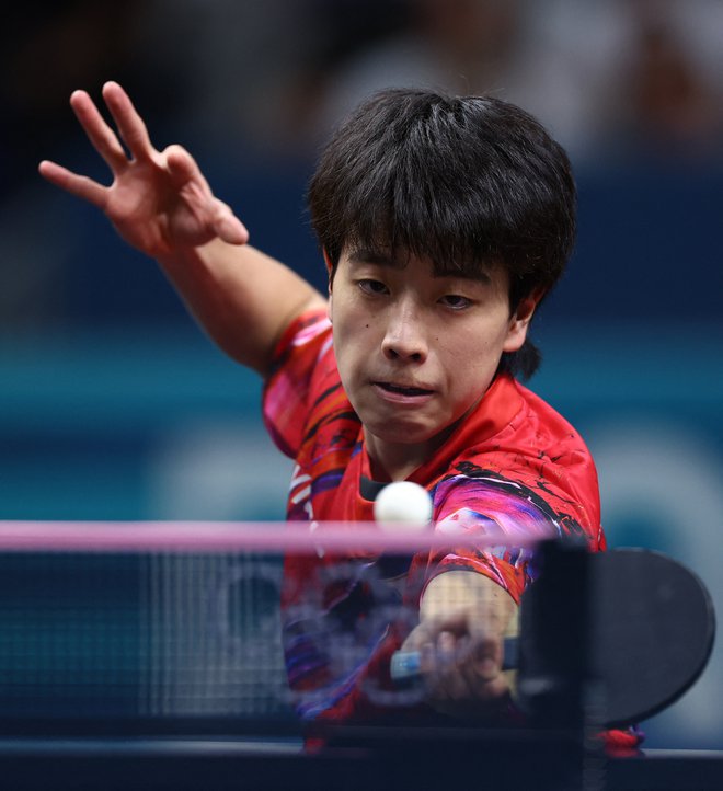 Hiroto Šinozuka je neugoden levičar. FOTO: Stephanie Lecocq/Reuters