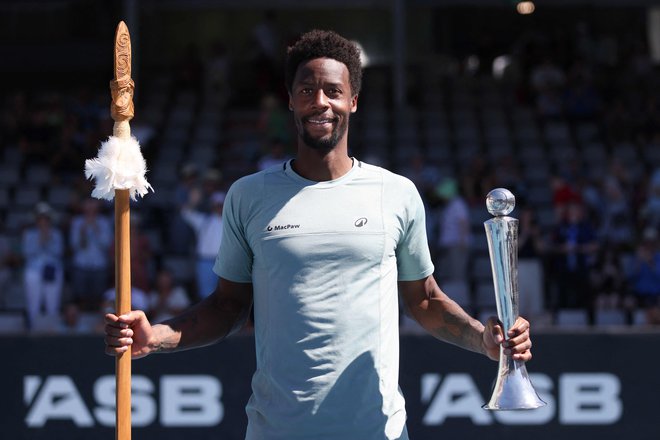 Gael Monfils of France poses with the trophy as he celebrates his win over Zizou Berges of Belgium following their men's singles final match at the ATP Auckland Classic tennis tournament in Auckland on January 11, 2025. (Photo by Michael Bradley/AFP) Foto Michael Bradley Afp