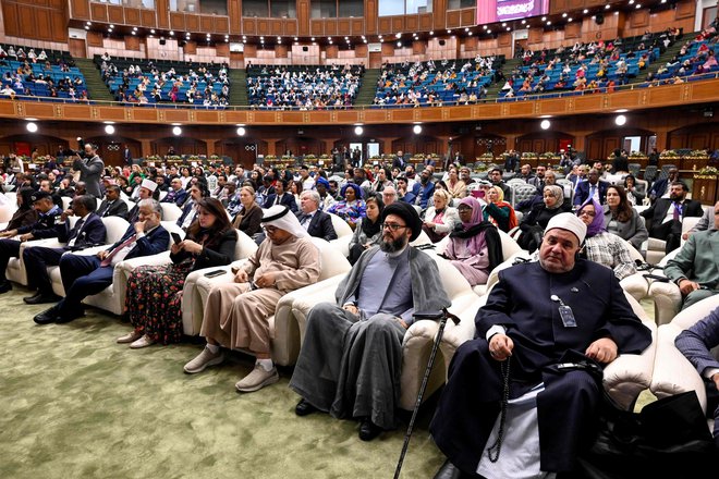 Na dvodnevni konferenci v Islamabadu sodelujejo ministri in drugi pristojni za izobraževanje v več desetih državah z večinoma muslimanskim prebivalstvom. FOTO: Aamir Qureshi/AFP