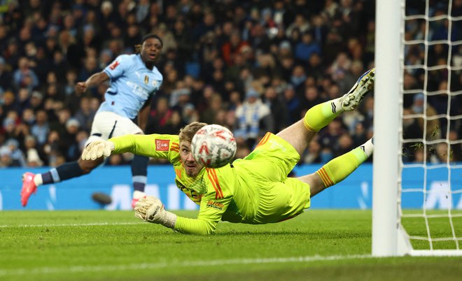 Na tekmi angleškega FA pokala je Mencehster City doma kar z 8:0 premagal Salford City. Foto: Afp