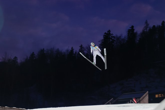 Anže Lanišek si je prepričljivo priskakal naslov državnega prvaka. FOTO: Črt Piksi/Delo