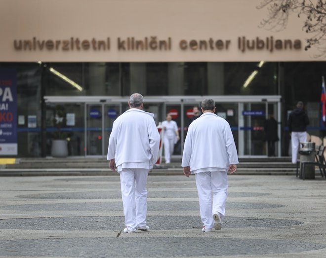 Pogajanja se tako nadaljujejo z obravnavo začrtanih vsebin nerešenih stavkovnih zahtev in aktualnih tem. Spora med vlado in sindikatom namreč ni rešila niti lanskoletna mediacija. FOTO: Jože Suhadolnik/Delo