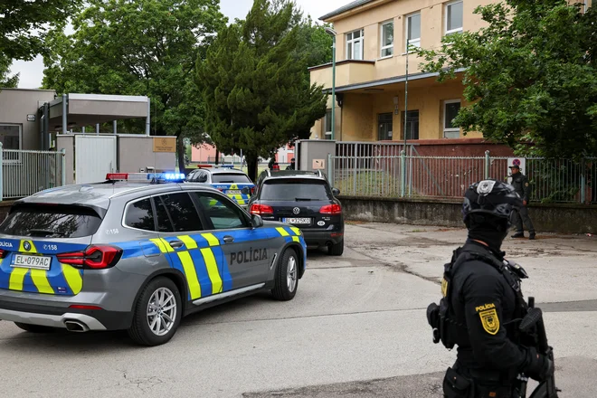 Fotografija slovaške policije je simbolična. FOTO: Antonio Bronic/Reuters