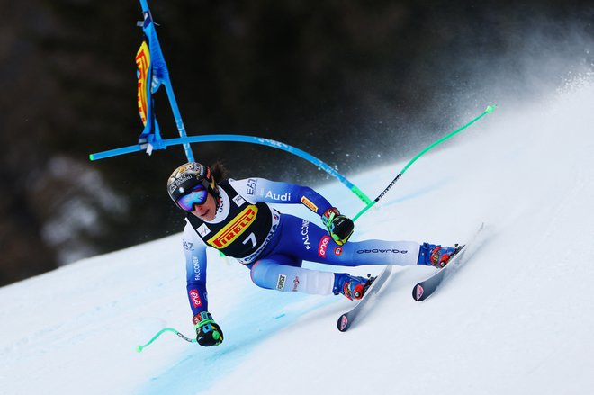 Italijanka Federica Brignone je bila razred zase na današnji olimpijski superveleslalomski generalki v Cortini d'Ampezzo. FOTO: Lisi Niesner/Reuters