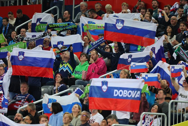 V Zagrebu pričakujejo 5000 slovenskih navijačev. FOTO: Antonio Bronic/Reuters