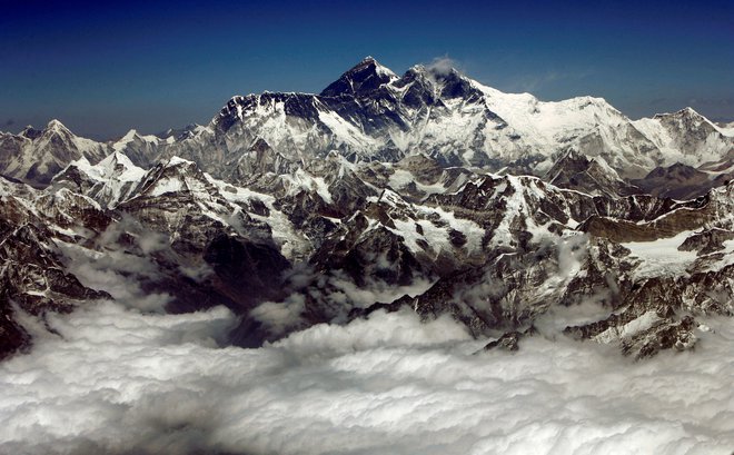 Kako bodo prihodki porabljeni oziroma kam jih bo nepalska vlada vložila, ni znano. FOTO: Desmond Boylan/Reuters