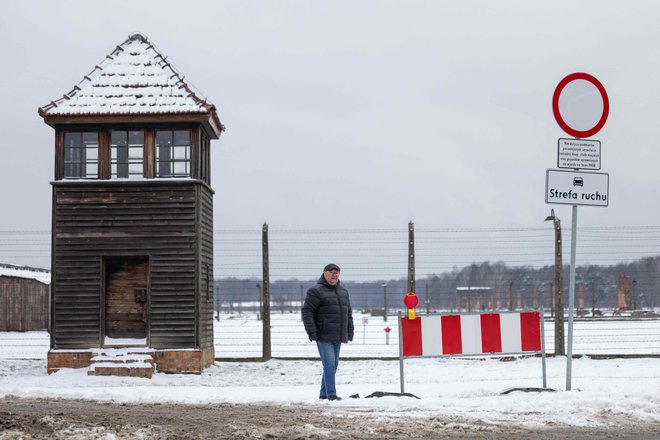 Taborišča, k njim lahko štejemo tudi gete, so bila najprej zapori, prostori za internacijo družbi nevarnih ljudi. FOTO: Wojtek Radwanski/AFP