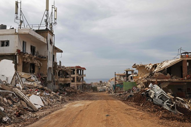 Obnova mesta bo trajala vsaj tri leta. FOTO: Anwar Amro/AFP