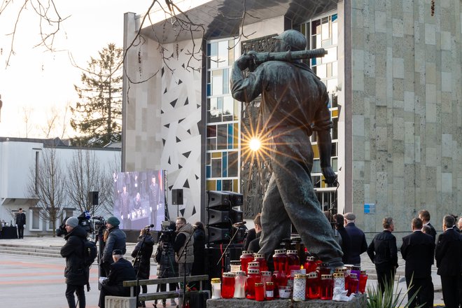 Velenje žaluje. FOTO: Črt Piksi