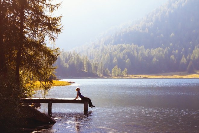 Če živimo v radosti, igrivosti, veselju, sreči, miru, smo na energiji visoke vibracije, kar prinaša zdravje, aktivira gene za zdravje, pravi Dejan Jarič. FOTO: Shutterstock