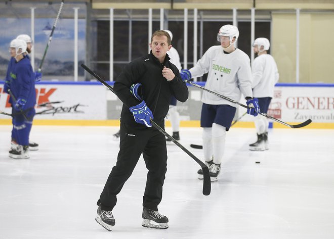 Selektor slovenske hokejske reprezentance Edo Terglav bo pripravljenost svojih izbrancev preveril na Poljskem. FOTO: Jože Suhadolnik/Delo