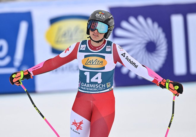 Stephanie Venier tudi sama ni bila najbolj zadovoljna s svojim smučanjem v Garmisch-Partenkirchnu. FOTO: Kerstin Joensson/AFP