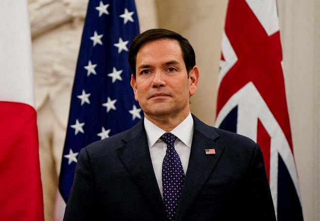 Državni sekretar ZDA Marco Rubio zatrjuje, da z ukrepom ne bodo ovirali nudenja življenjske pomoči. FOTO: Elizabeth Frantz/Reuters