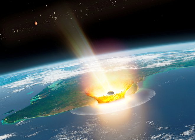 Med najbolj slavnimi padci asteroidov je seveda Chicxulub ob obali današnje Mehike, ki je po prepričanju znanosti zapečatil izumrtje dinozavrov. Foto Mark Garlick/Reuters


 
