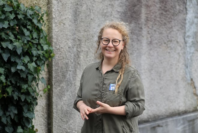 Življenja ne smemo slaviti samo s praznovanji, ampak tudi tako, da smo to, kar smo, je prepričana Nina Blažin. FOTO: Dejan Javornik