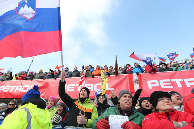 Pokal Vitranc z obilico slovenskih navijačev bo sprejel svetovno elito v alpskem smučanju. FOTO: Vitranc