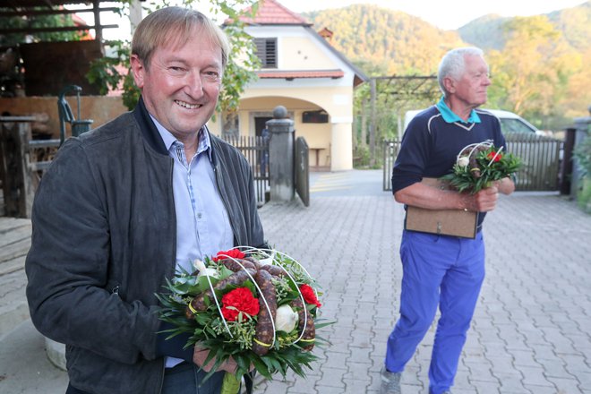 Bojan Križaj s takratnim trenerjem in prijateljem Tonetom Vogrincem. FOTO: Marko Feist