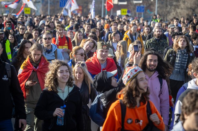 Pohod študentov proti Novemu Sadu FOTO: Voranc Vogel/Delo