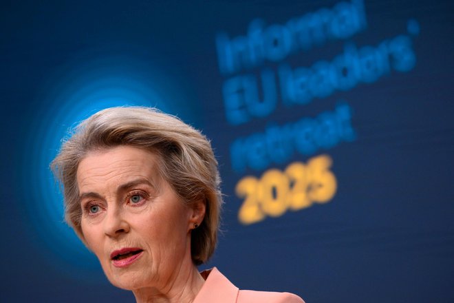 Predsednica evropske komisije Ursula von der Leyen je dejala, da je EU pripravljena na težka pogajanja, kjer bo treba, in na iskanje rešitev, kjer bo to mogoče. FOTO: John Thys/AFP