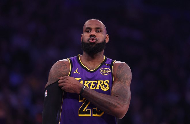 LeBron James v zadnjem obdobju igra odlično, proti LA Clippers je dosegel 26 točk. FOTO: Al Bello/AFP