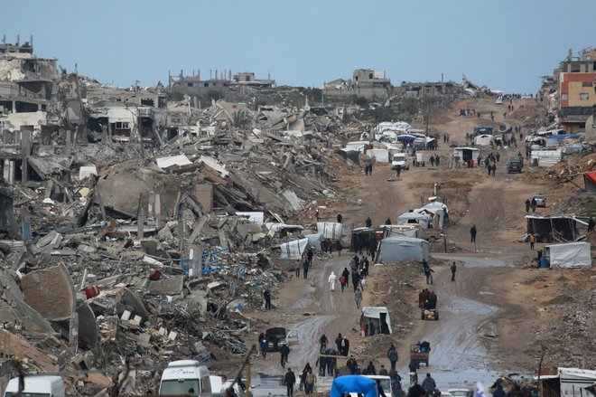 Ameriški predsednik s svojimi predlogi ni prepričal tudi arabskih držav, ki so opozorile na nevarnost vnovičnega izbruha nasilja v Gazi. FOTO: Bashar Taleb/Afp