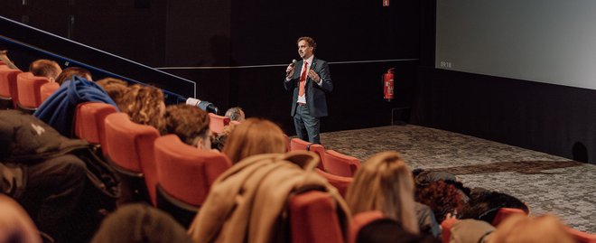 Na srečanjih v organizaciji BNI lahko podjetja spletejo na mrežniških dogodkih, kar vodi do dolgoročnih uspehov. FOTO: Jože Suhadolnik