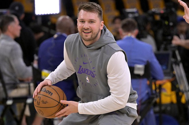 Luka Dončić pred tekmo proti Utahu. FOTO: Jayne Kamin-oncea/Reuters