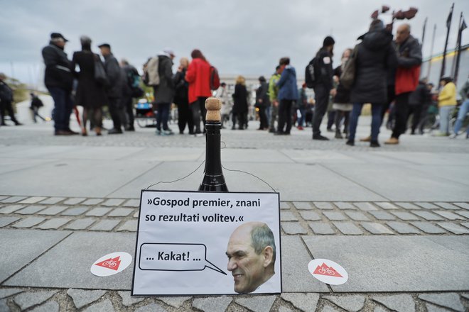 Petkovi protestniki so med letoma 2020 in 2022 izvedli 105 protestov. FOTO: Jože Suhadolnik/Delo