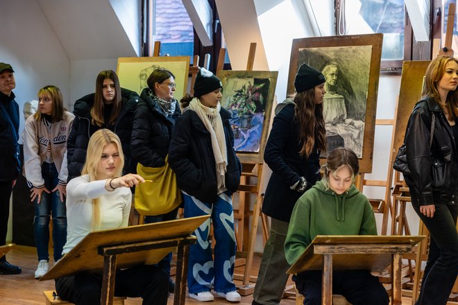 Informativni dnevi na srednjih šolah bodo danes ob 9. in 15. uri ter jutri ob 9. uri. Fotografija je simbolična. FOTO: Črt Piksi