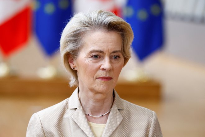 Predsednica Evropske komisije Ursula von der Leyen bo morala razmisliti o pogajanjih. Foto: Stephanie Lecocq/Reuters