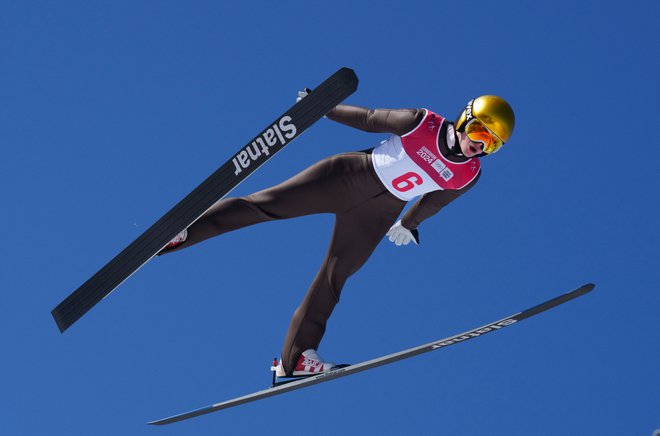 Tia Malovrh (na fotografiji) se je skupaj z Mašo Likozar Brankovič na MSP v Lake Placidu veselila srebrne kolajne na šprinterski tekmi dvojic. FOTO: Reuters