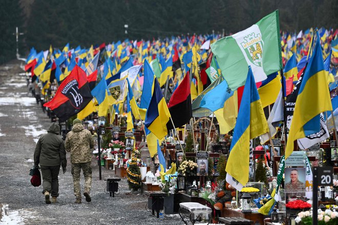 Od začetka ruske invazije na Ukrajino bodo kmalu minila tri leta.

FOTO: Jurij Djačišin/AFP