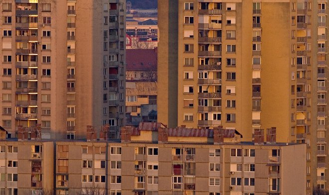 Ob boljši pripravi bi bilo manj zgrešenih pričakovanj javnosti o enem, pravšnjem »davku na nepremičnine«. FOTO: Matej Družnik/Delo