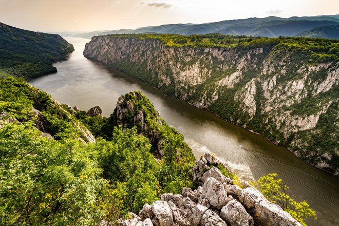 Znamenita donavska razgledna točka na Džerdapu – gora Miroč. To destinacijo vsekakor uvrstite na seznam, če nameravate obiskati Srbijo, svetuje Nebojša. FOTO: Nebojša Atanacković