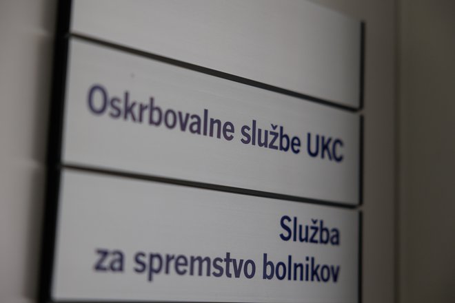 UKC Ljubljana vsakodnevno sprejema urgentne in kompleksne paciente iz drugih bolnišnic. FOTO: Črt Piksi