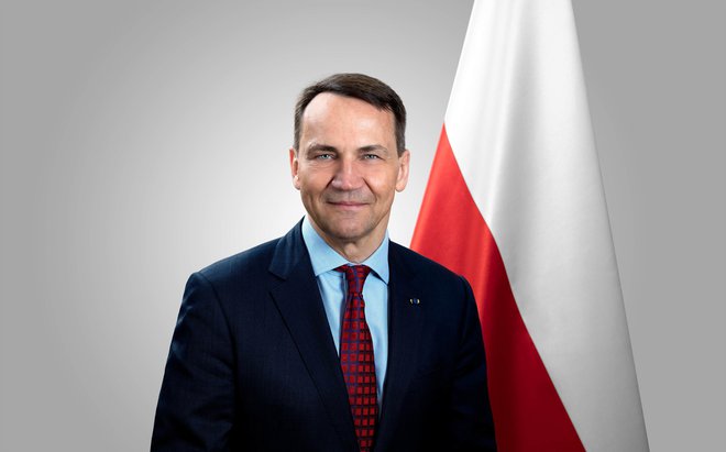 Radosław Sikorski, poljski zunanji minister