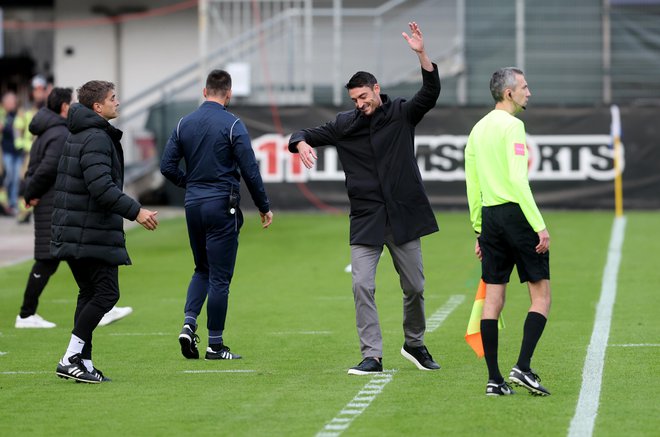 Albert Riera je s Celjani hodil po robu prepada, a je vztrajal in bil nagrajen. FOTO: Blaž Samec