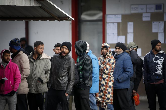 Friedrich Merz (CDU) opozarja, da je vzpon skrajno desne AfD z 20-odstotno podporo zadnje opozorilo za glavne politične stranke, naj poiščejo skupne rešitve.FOTO: Matej Družnik