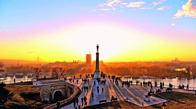 Sončni zahod na Kalemegdanom FOTO: Shutterstock