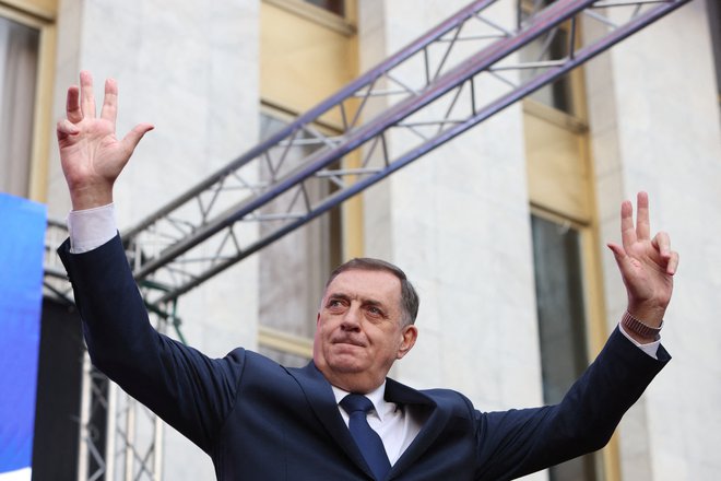 Milorad Dodik ima tudi državljanstvo Srbije. FOTO: Amel Emrić/Reuters