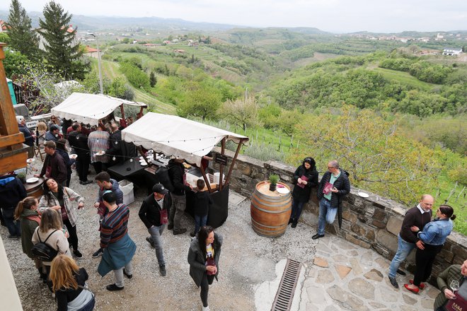 Šmartno v Goriških brdih FOTO: Marko Feist