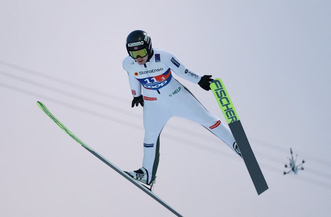 Norvežanka Anna Odine Strøm je bila najboljša posameznica ekipne tekme na SP v Trondheimu. FOTO: Kai Pfaffenbach/Reuters