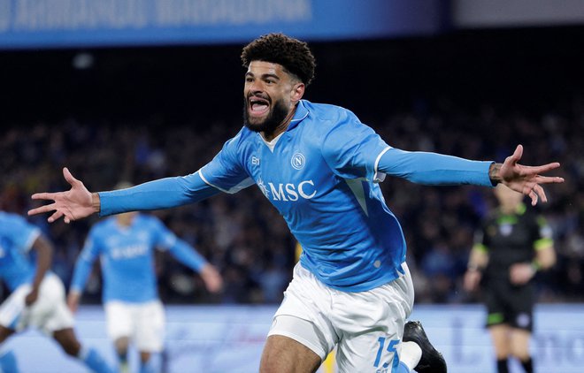 Philip Billing je Napoli ohranil v boju za naslov. FOTO: Remo Casilli/Reuters